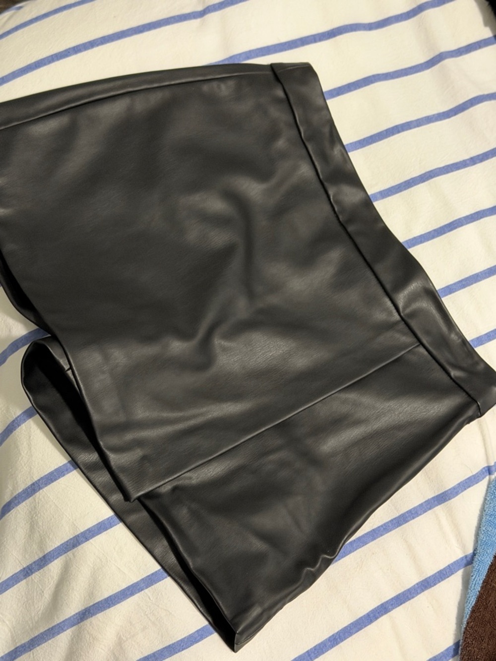 Zara Black Faux Leather Skirt